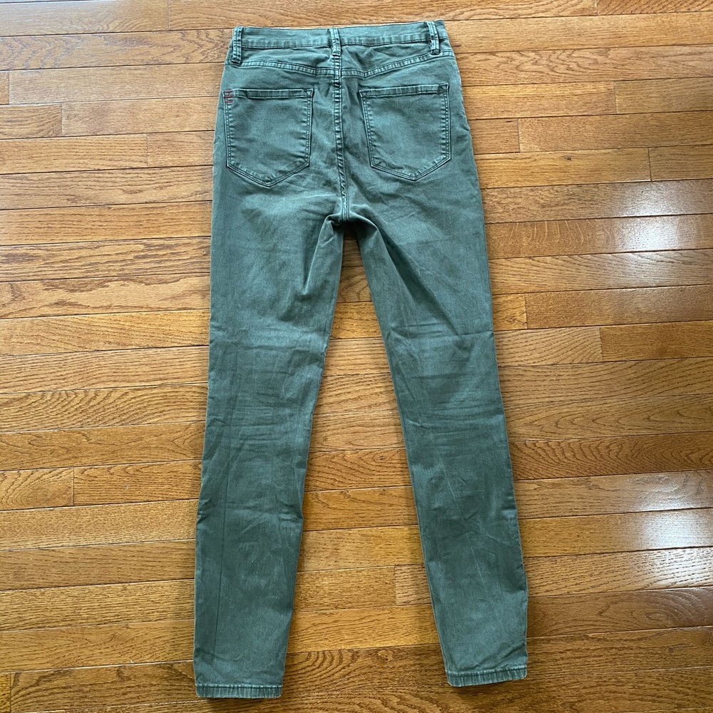 Jeans - Picture 3 of 4